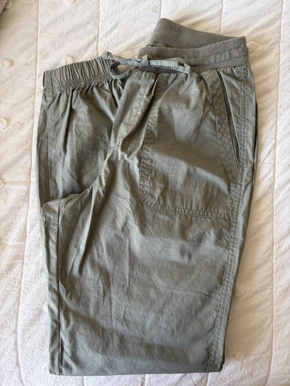 Pact Organic Stretch Poplin Jogger - Picture 4 of 4